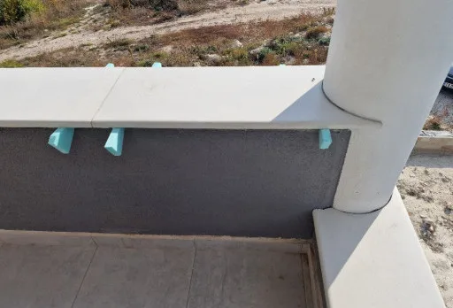 Модерна вила с плосък покрив в Балчик