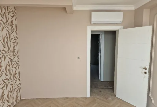 Модерна вила с плосък покрив в Балчик