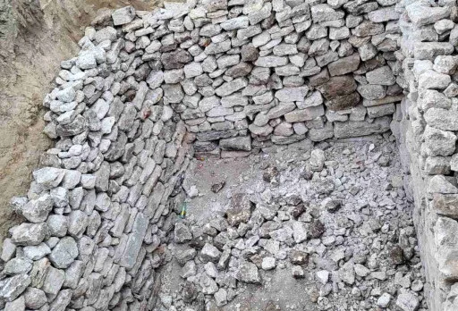 Класическа къща с покрив от керемиди – Рогачево 