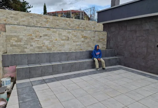 Модерна вила с плосък покрив в Балчик