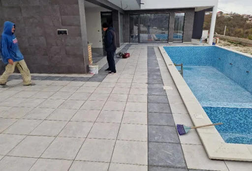 Модерна вила с плосък покрив в Балчик