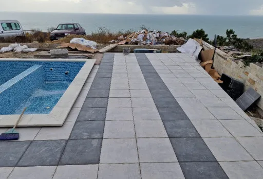 Модерна вила с плосък покрив в Балчик