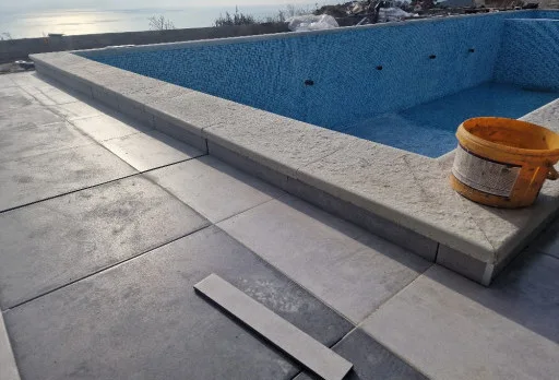 Модерна вила с плосък покрив в Балчик