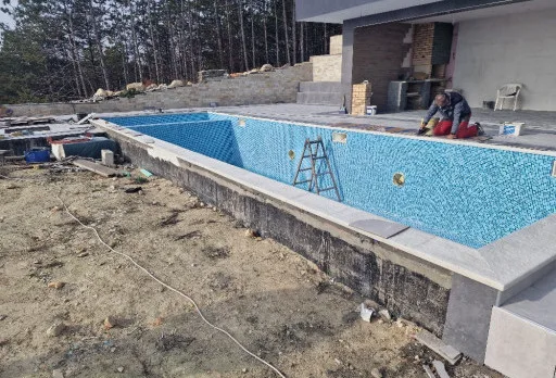 Модерна вила с плосък покрив в Балчик