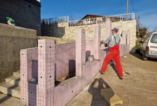 Модерна вила с плосък покрив в Балчик