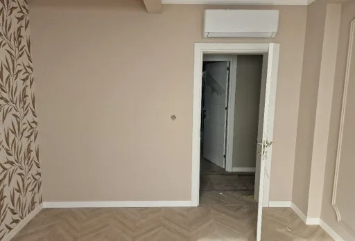 Модерна вила с плосък покрив в Балчик