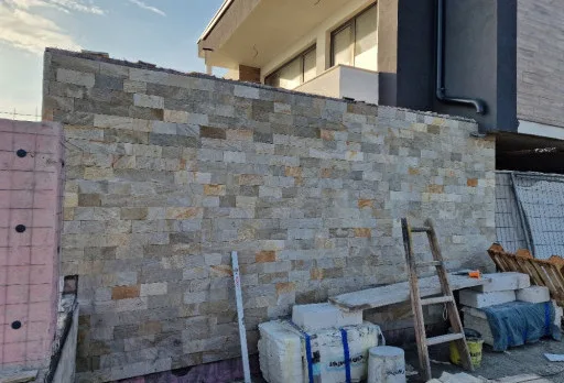 Модерна вила с плосък покрив в Балчик