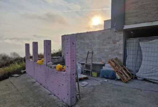 Модерна вила с плосък покрив в Балчик