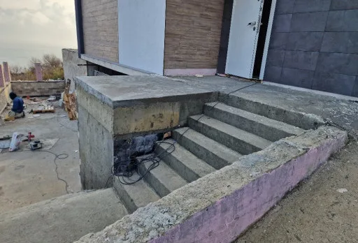 Модерна вила с плосък покрив в Балчик