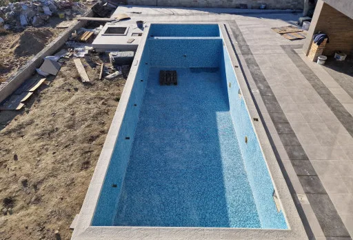 Строителство на басейн в Балчик