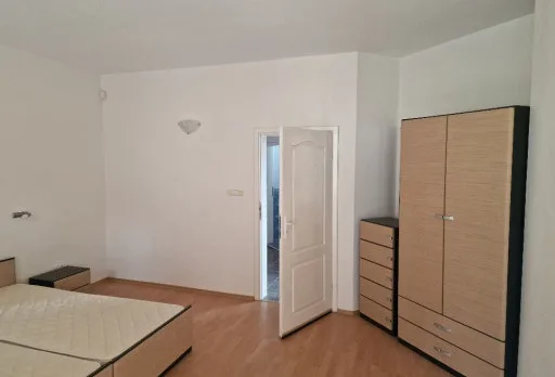 Строително-ремонтни работи на къща в с. Рогачево, Балчик