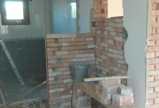 Building and repair works of a house near Albena