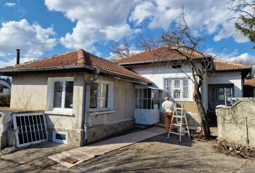 Construction and repair works of a house near Dobrich and General Toshevo