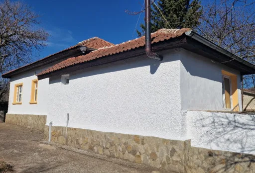 Construction and repair works of a house near Dobrich and General Toshevo