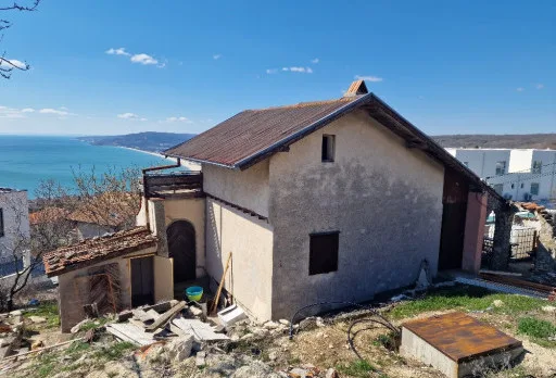 Строителство на къща в Балчик