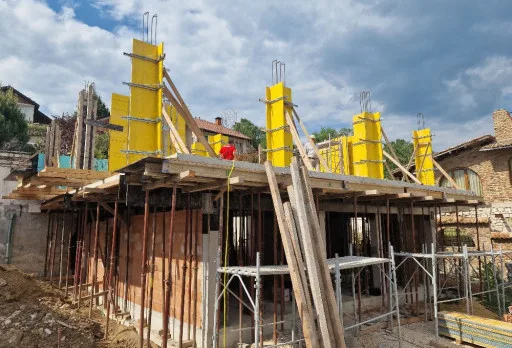 Двуетажна къща "до ключ" – Варна