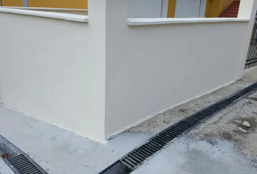 Строителство на отводнителен канал на вила в Албена