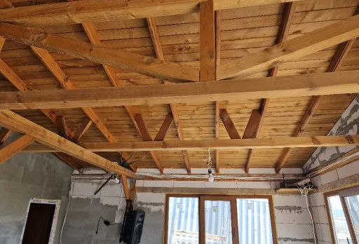 Класическа къща с покрив от керемиди – Рогачево 