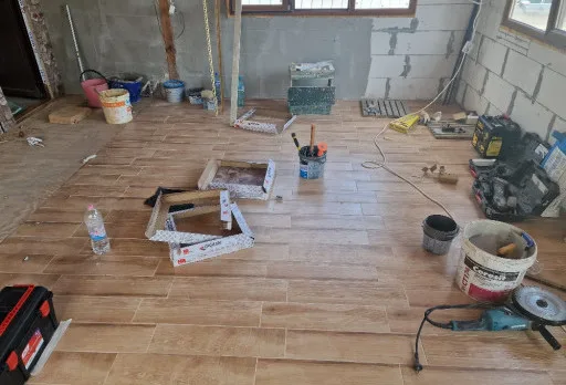 Класическа къща с покрив от керемиди – Рогачево 