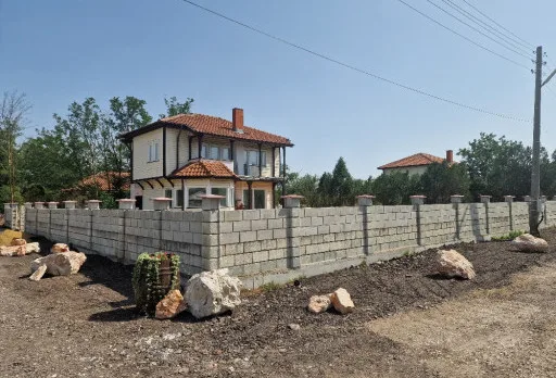 Строителство, ремонт и вертикална планировка на къща в Балчик