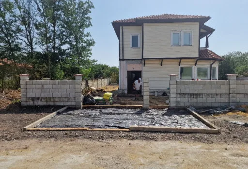 Строителство, ремонт и вертикална планировка на къща в Балчик