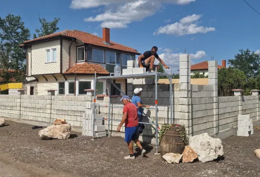 Строителство, ремонт и вертикална планировка на къща в Балчик