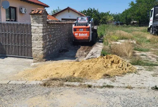 Строителство и ремонт на ограда и вертикална планировка в Балчик