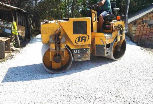 Parking lots, landscaping and concrete flooring in General Toshevo