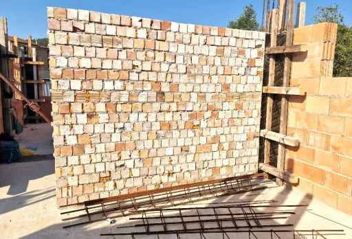 Класическа къща с покрив от керемиди – Рогачево 