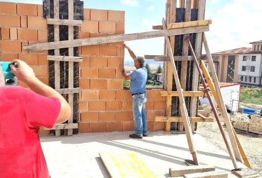 Класическа къща с покрив от керемиди – Рогачево 