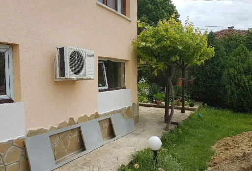 Building and repair works of a house near Albena