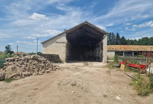 Строителство и ремонт на работилница за селскостопански машини в Добрич