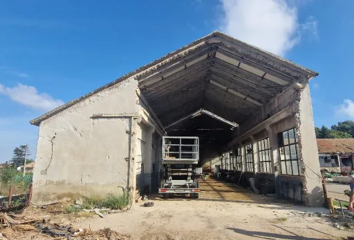 Строителство и ремонт на работилница за селскостопански машини в Добрич