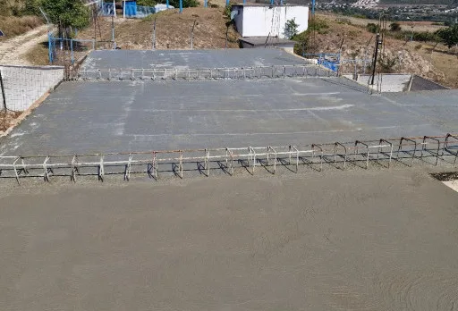 Класическа къща с покрив от керемиди – Рогачево 