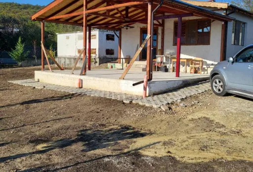 Класическа къща с покрив от керемиди – Рогачево 