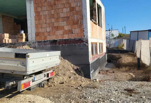 Класическа къща с покрив от керемиди – Рогачево 