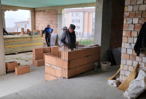 Класическа къща с покрив от керемиди – Рогачево 