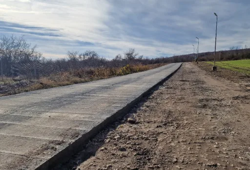 Строителство на път в Балчик, с. Рогачево