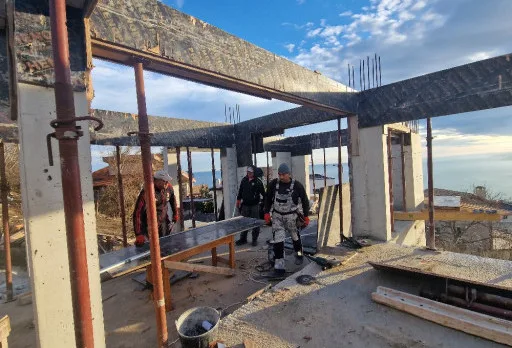 Строителство на къща в Балчик