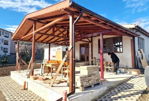 Класическа къща с покрив от керемиди – Рогачево 