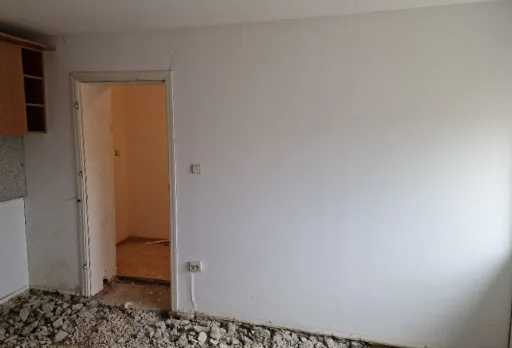 Bau- und Reparaturarbeiten an einem Haus in Balchik, Golfplatz