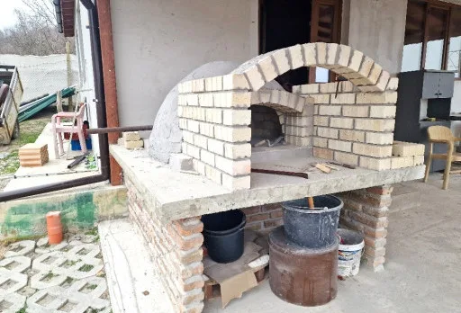 Класическа къща с покрив от керемиди – Рогачево 