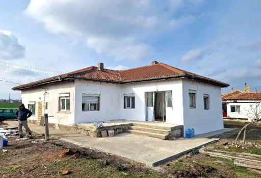 Bau- und Reparaturarbeiten an einem Haus in Balchik, Golfplatz