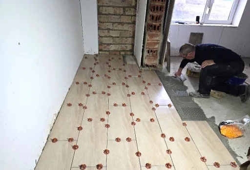 Bau- und Reparaturarbeiten an einem Haus in Balchik, Golfplatz