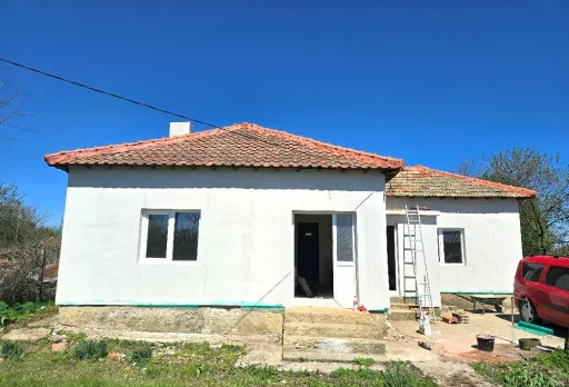 Building and repair works of a house in Balchik, Dropla village