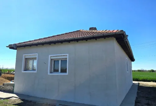 Bau- und Reparaturarbeiten an einem Haus in Balchik, Golfplatz
