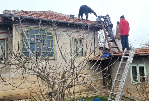 Bau- und Reparaturarbeiten an einem Haus in Kavarna