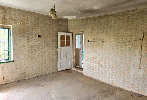Bau- und Reparaturarbeiten an einem Haus in Kavarna