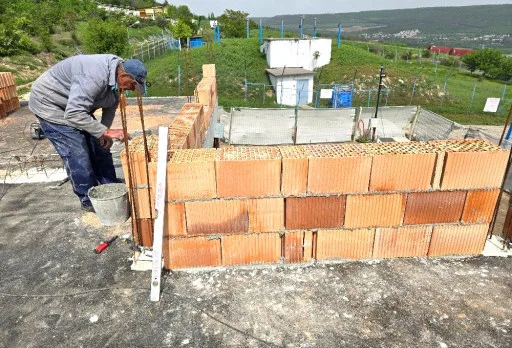 Класическа къща с покрив от керемиди – Рогачево 