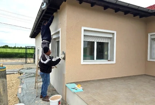 Bau- und Reparaturarbeiten an einem Haus in Balchik, Golfplatz